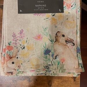 Tahari Home Floral Print Easter Bunny Rabbit Table Napkins set of 8 NWT